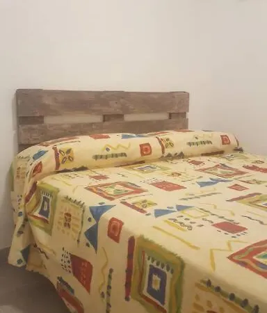 In Salou. Beach Relax Hutt-033474-91 Apartment