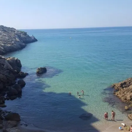 In Salou. Beach Relax Hutt-033474-91